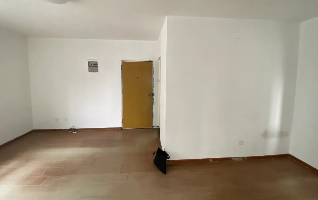 景新花园奶油轻法式住宅丨启物设计-55