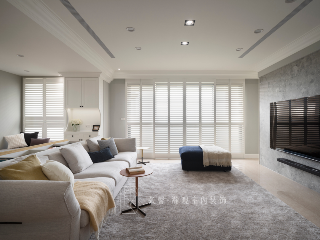 【作品】徜徉｜窗边光影斑驳，时光在阅读中缓慢-9