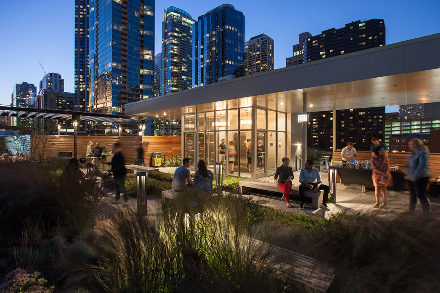 河东阁楼 · 办公空间变高端住宅的创新设计-5