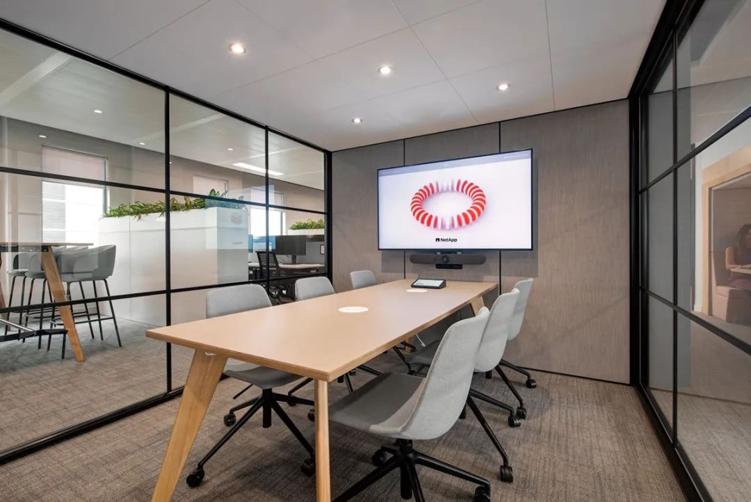 NetApp 英国温莎办公室设计丨DENTON-22
