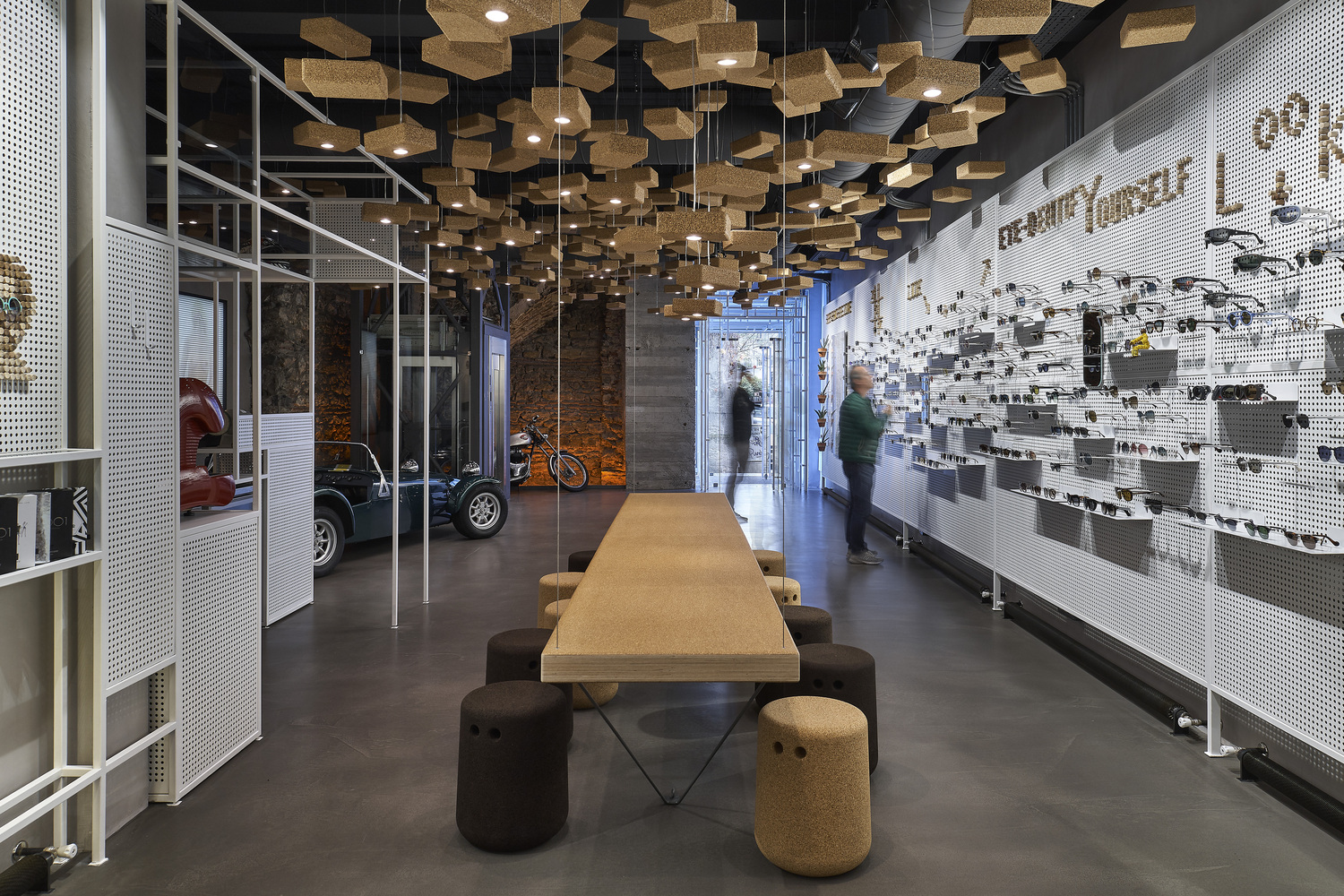 伊斯坦布尔 Eye-D 多用途空间 | 非凡材料打造互动体验-57