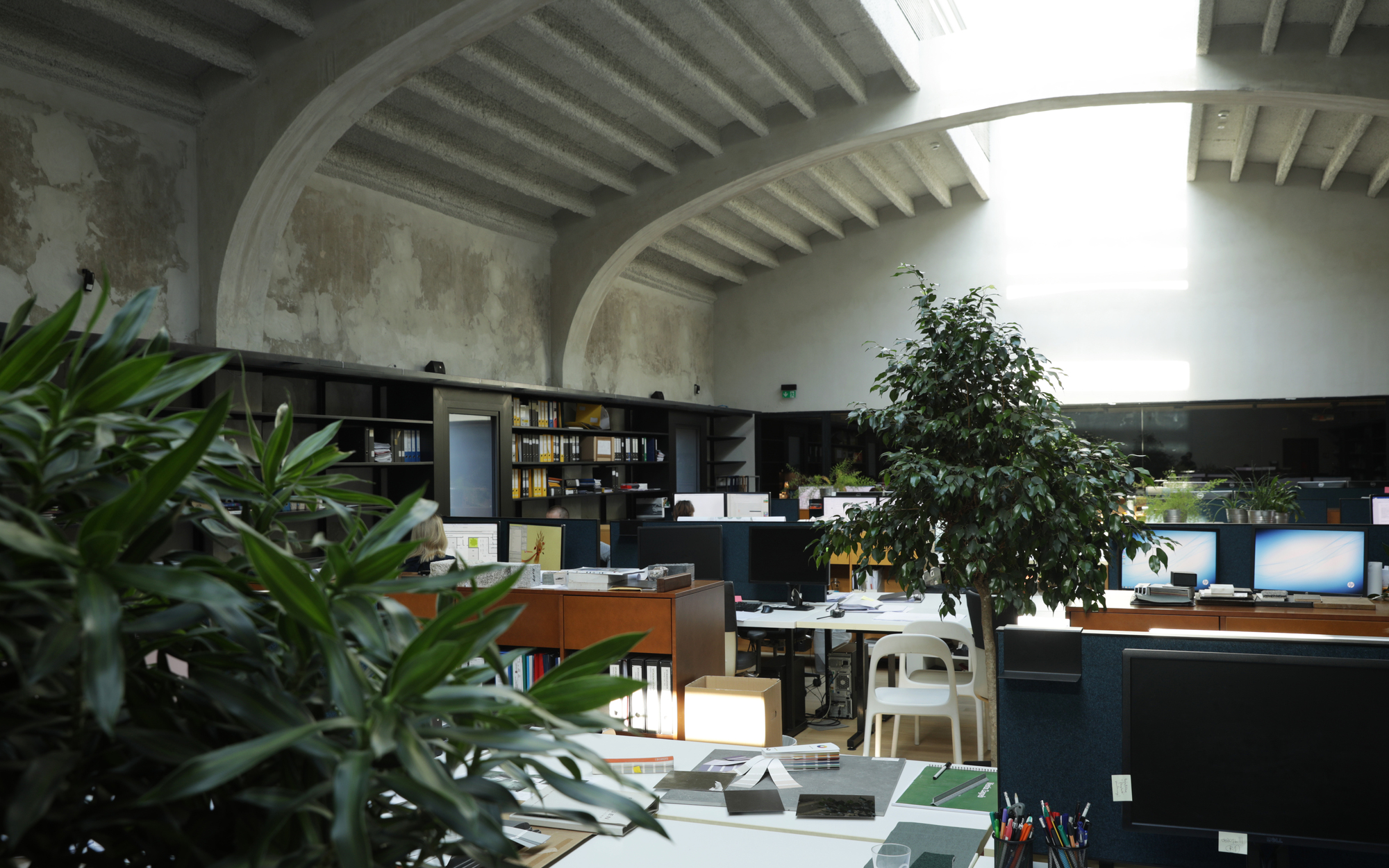 Urania Cinema Transformation / 3LHD-24