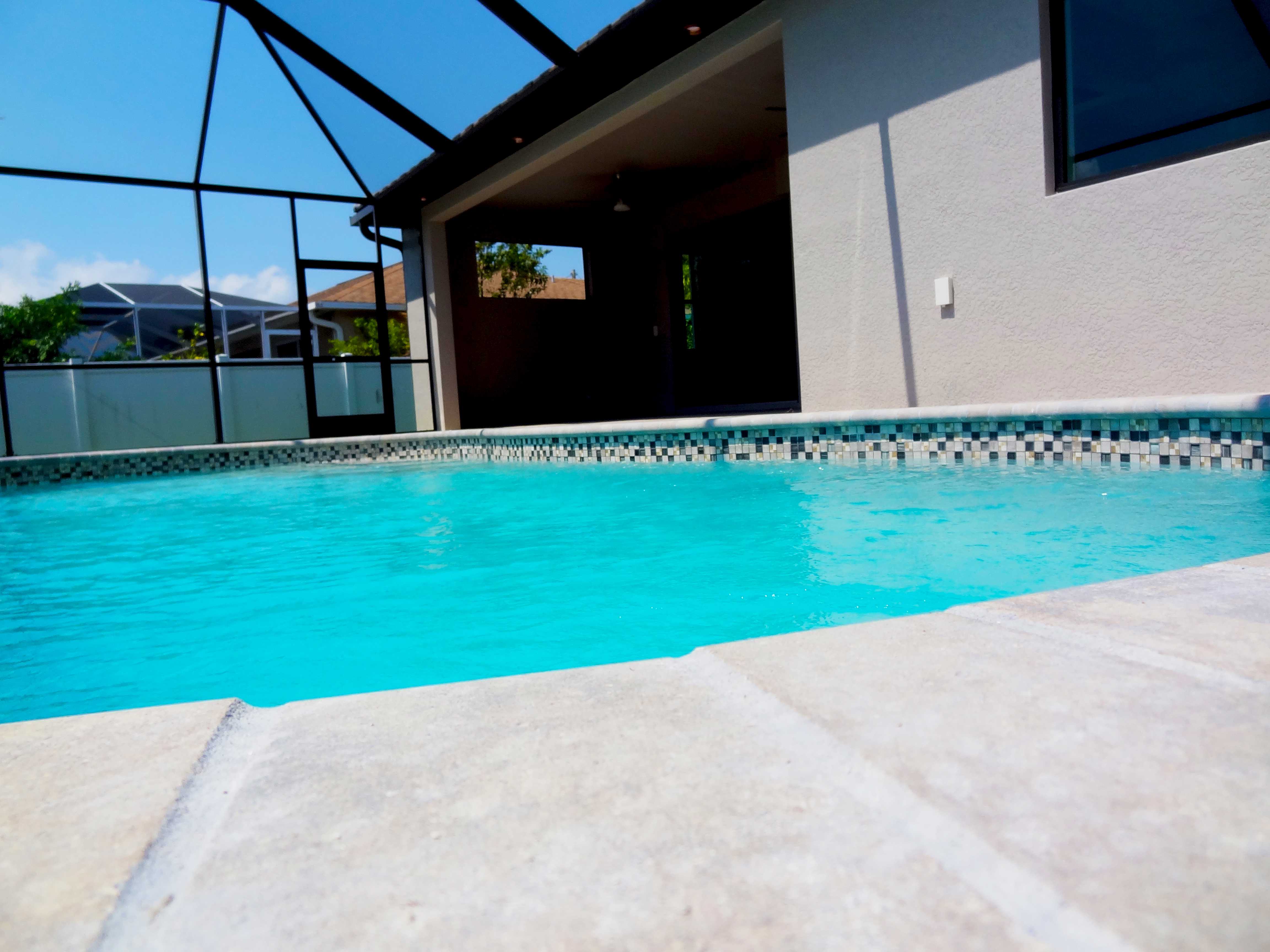 索菲娅豪华度假住宅,现代风格室内设计典范-14