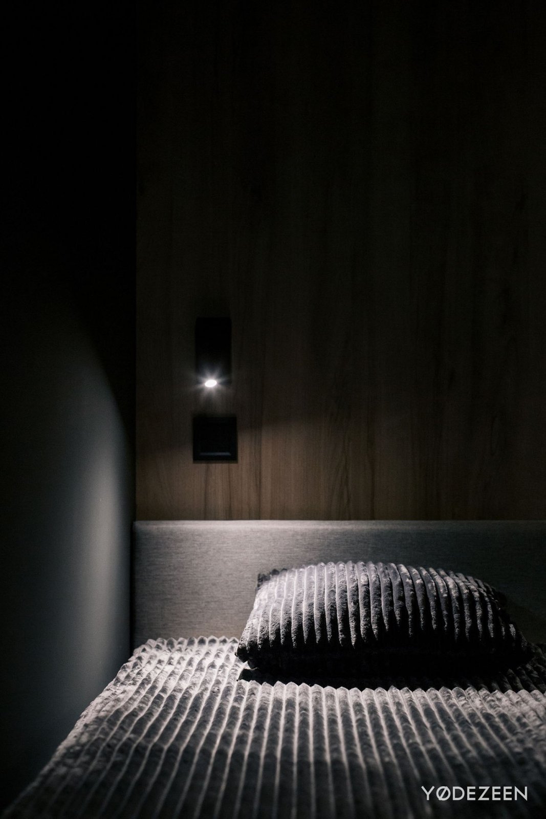 乌克兰小户型公寓，功能齐全的极致空间-10