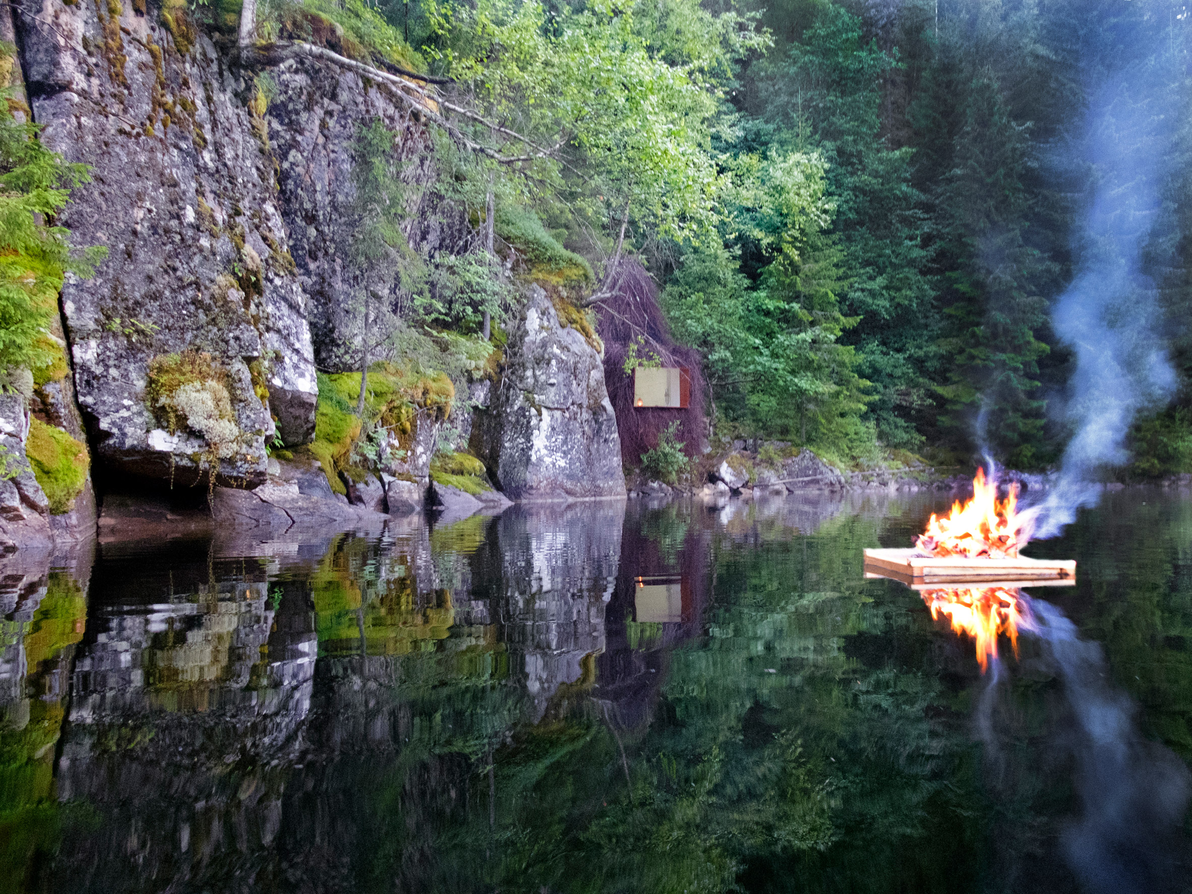 挪威湖边林中小屋 | 与自然共生的避世居所-3