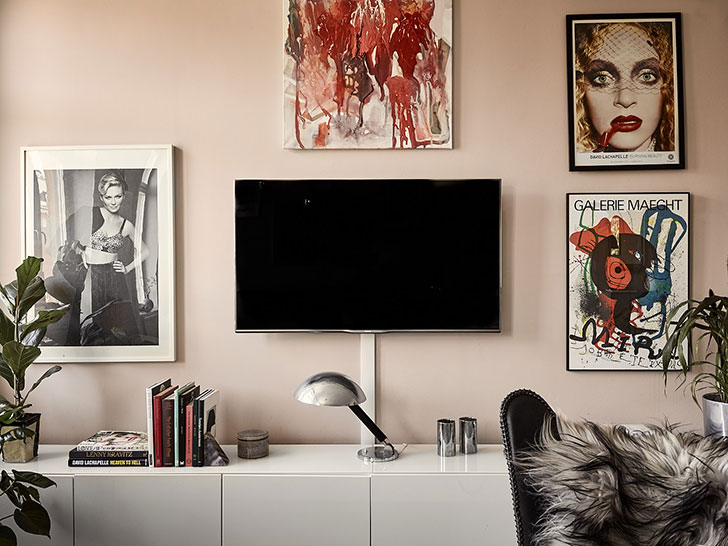 瑞典优雅女性公寓 | 粉色调与 glamour 元素的完美融合-6