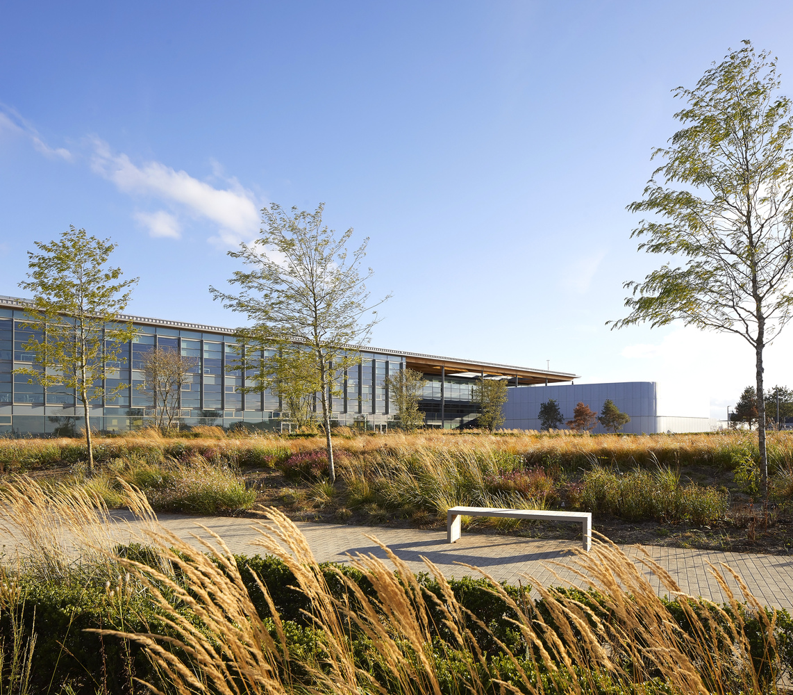 英国先进产品创建中心-10