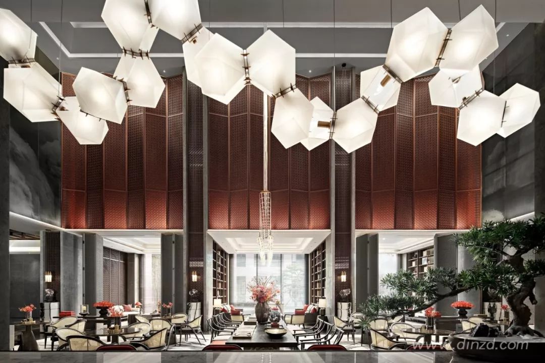 天津津门大院售楼处 | 古韵墨色与现代材质的完美融合-24