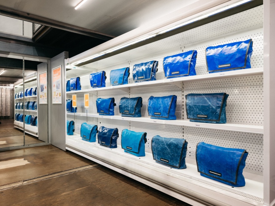 周四周弹出式商店丨瑞士苏黎世丨FREITAG-0