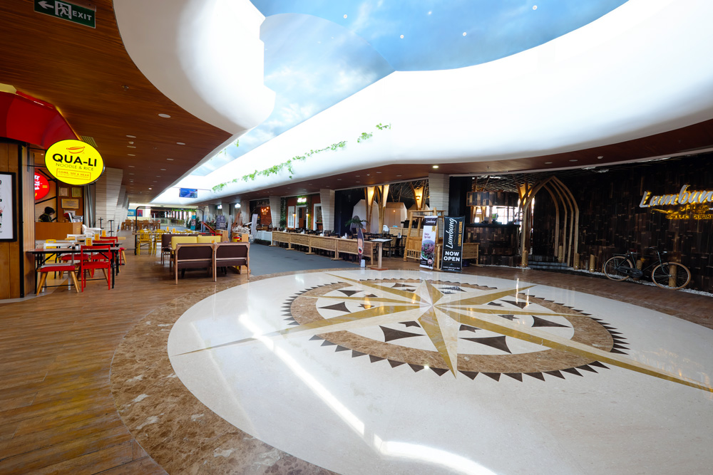 龙目岛爱皮卡腾购物中心-16