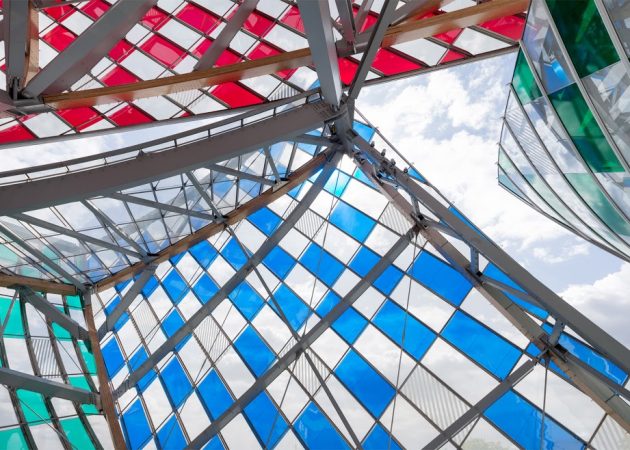 巴黎弗兰克·盖里建筑的光学错觉灯光装置丨法国巴黎丨丹尼尔·布伦（Daniel Buren）-18