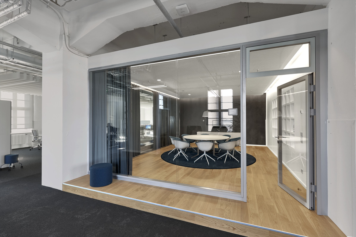 柏林 DR. KADE 制药公司办公室 | 历史与现代的完美融合-16