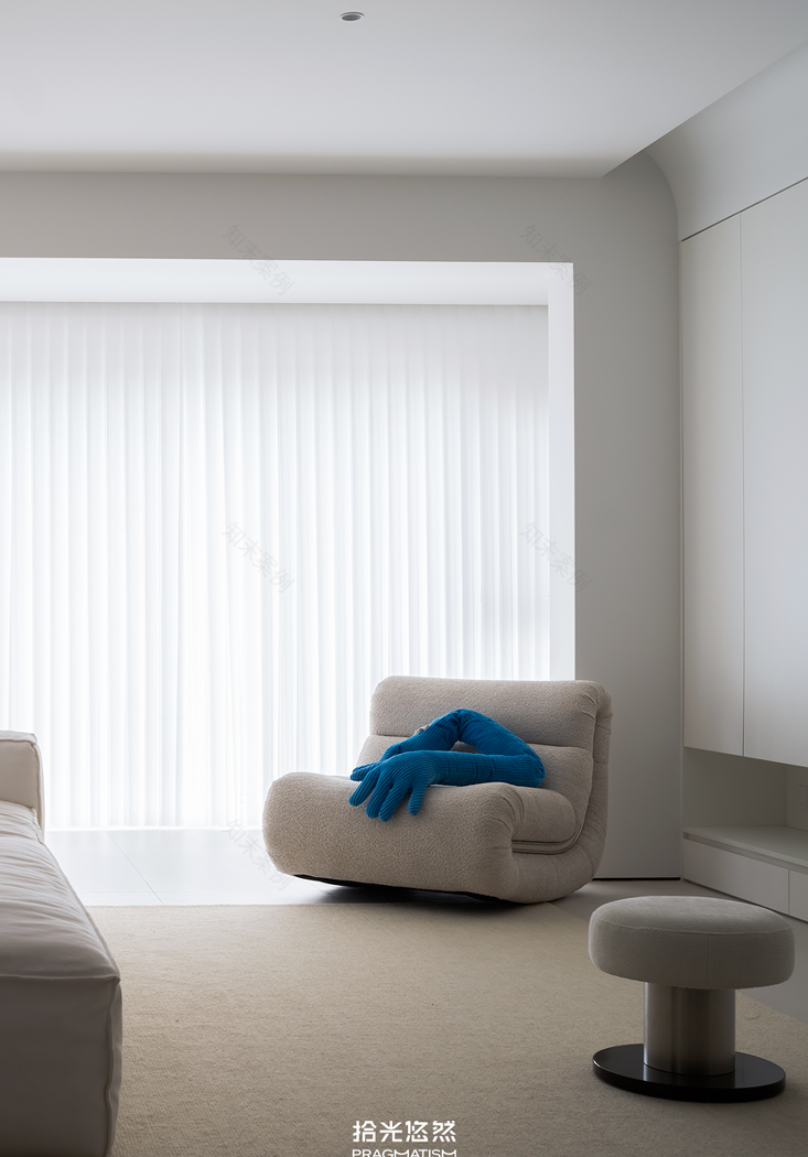 富有灵魂的纯白居所-18