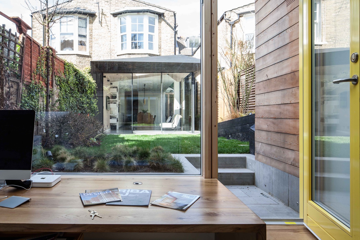 伦敦 80 平米住宅变身记——灵活空间与花园景观的完美融合-32