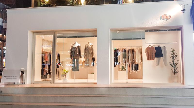 简约时尚的 7 坪服装店设计-6