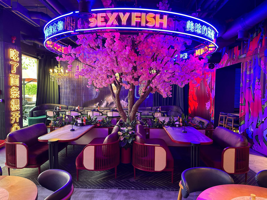 RESTAURANT «CHIN CHIN 21 & SEXY FISH»-9