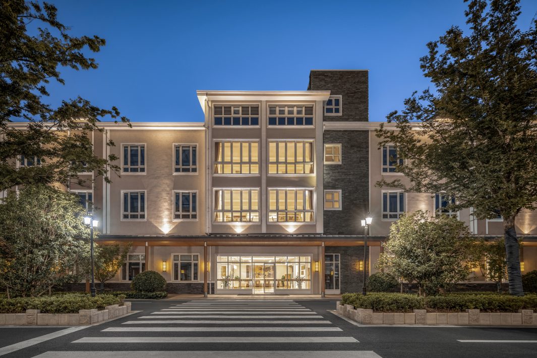 Tianquan Lake Wellness Senior Living Community - Perkins Eastman-2