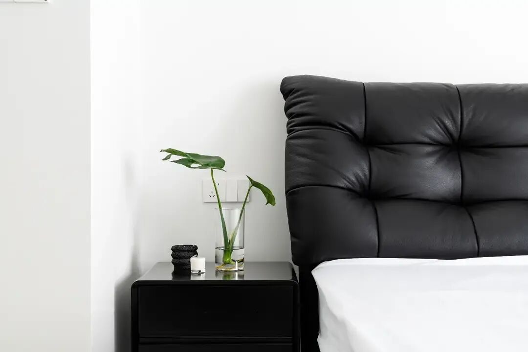 40平小户型现代简约风，卧室解决方案全晒！看过的都说实用！”-20