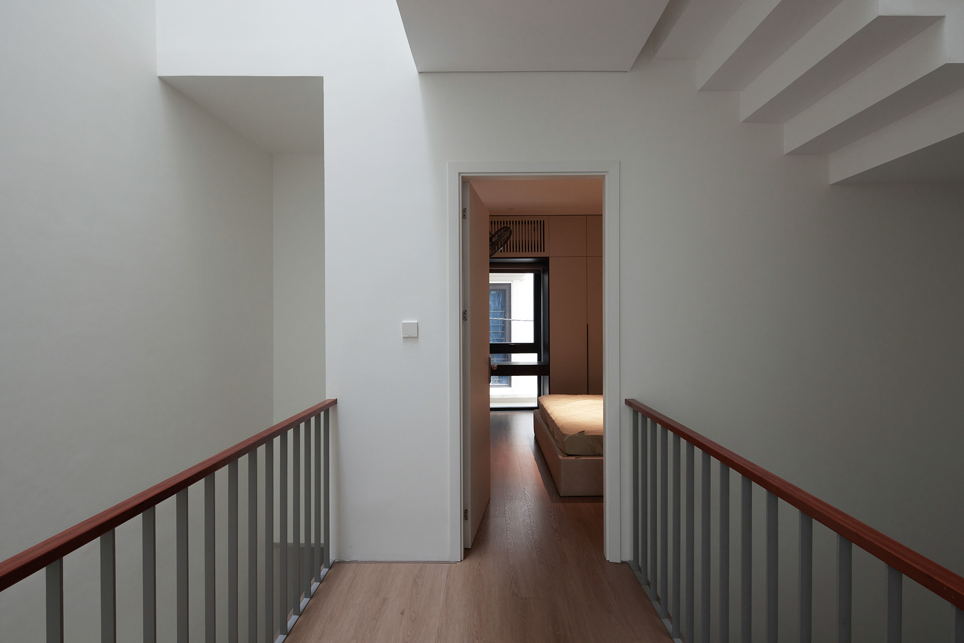 仁义之家；义之家（这里Yen Nghia可能对应越南语的Nhân nghĩa，是仁义的意思，在没有更多背景的情况下推测翻译，Yen Nghia直接音译可成延义等，但音译表意不明确，凭借较常见越南语语义选择意译） 丨越南河内-22