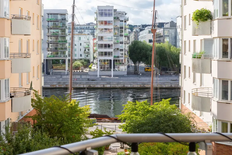 瑞典斯德哥尔摩明亮舒适两居室公寓设计-25