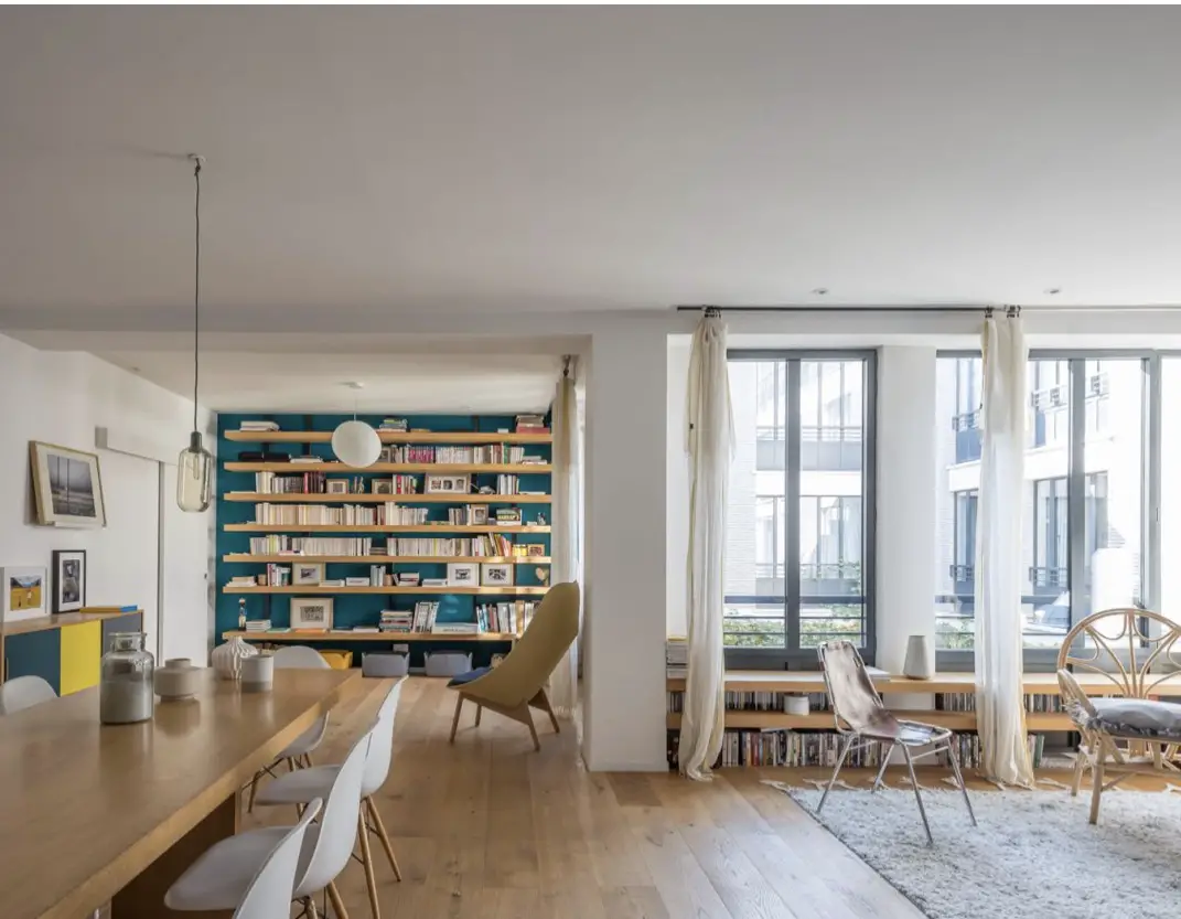 巴黎彩色家庭公寓设计-2