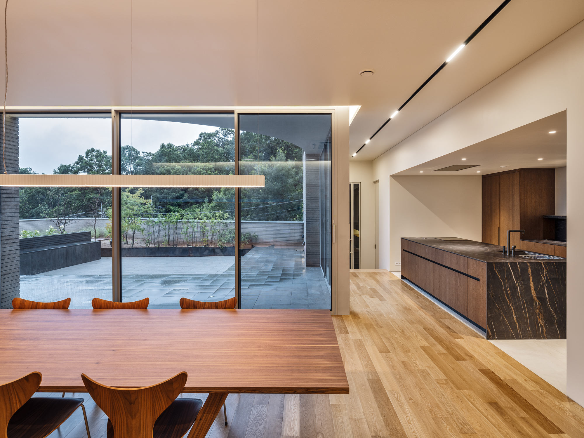 综合大厦丨韩国丨SONA-28