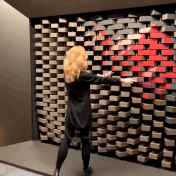 莫斯科动态爱心墙 | 科技与艺术的完美融合-32