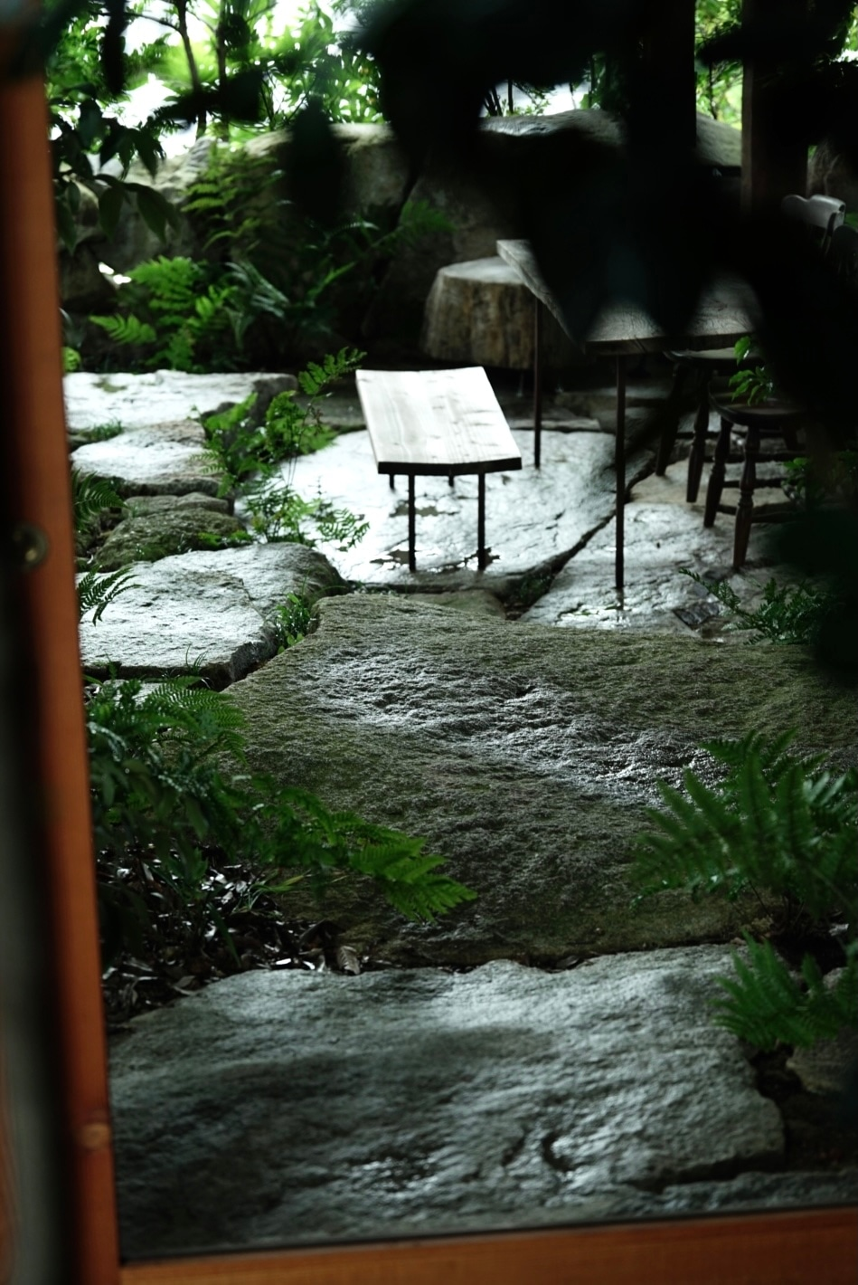 石头缝里的生机 · 大地之家的绿色创新设计-44