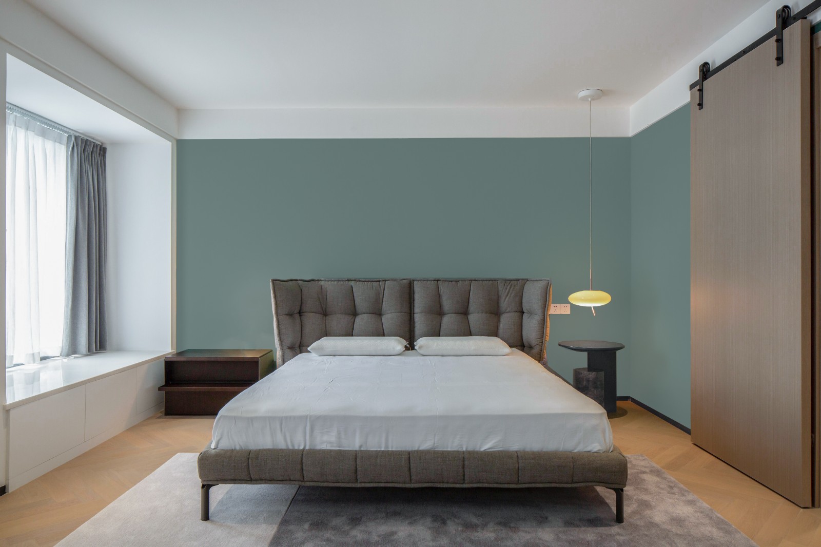 琐碎空间大改造 | 220 平经典现代风设计，灯光与质感的完美结合-24