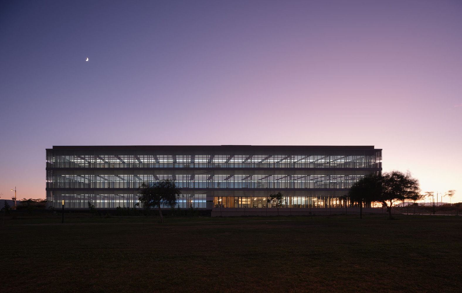 西班牙 Rosalind 办公大楼丨冈萨雷斯初级研究-27