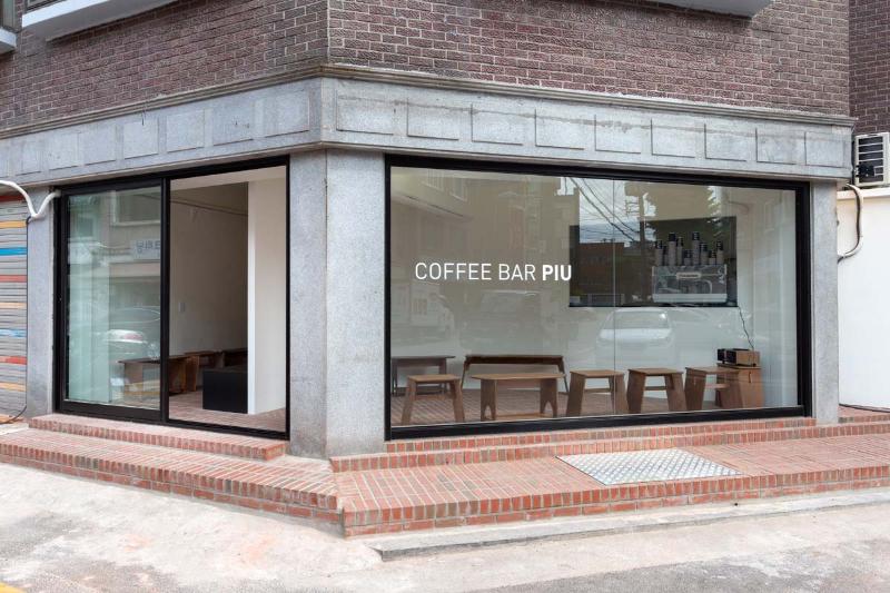 14 平米迷你咖啡馆，打造感性 Instagram 风格空间-3