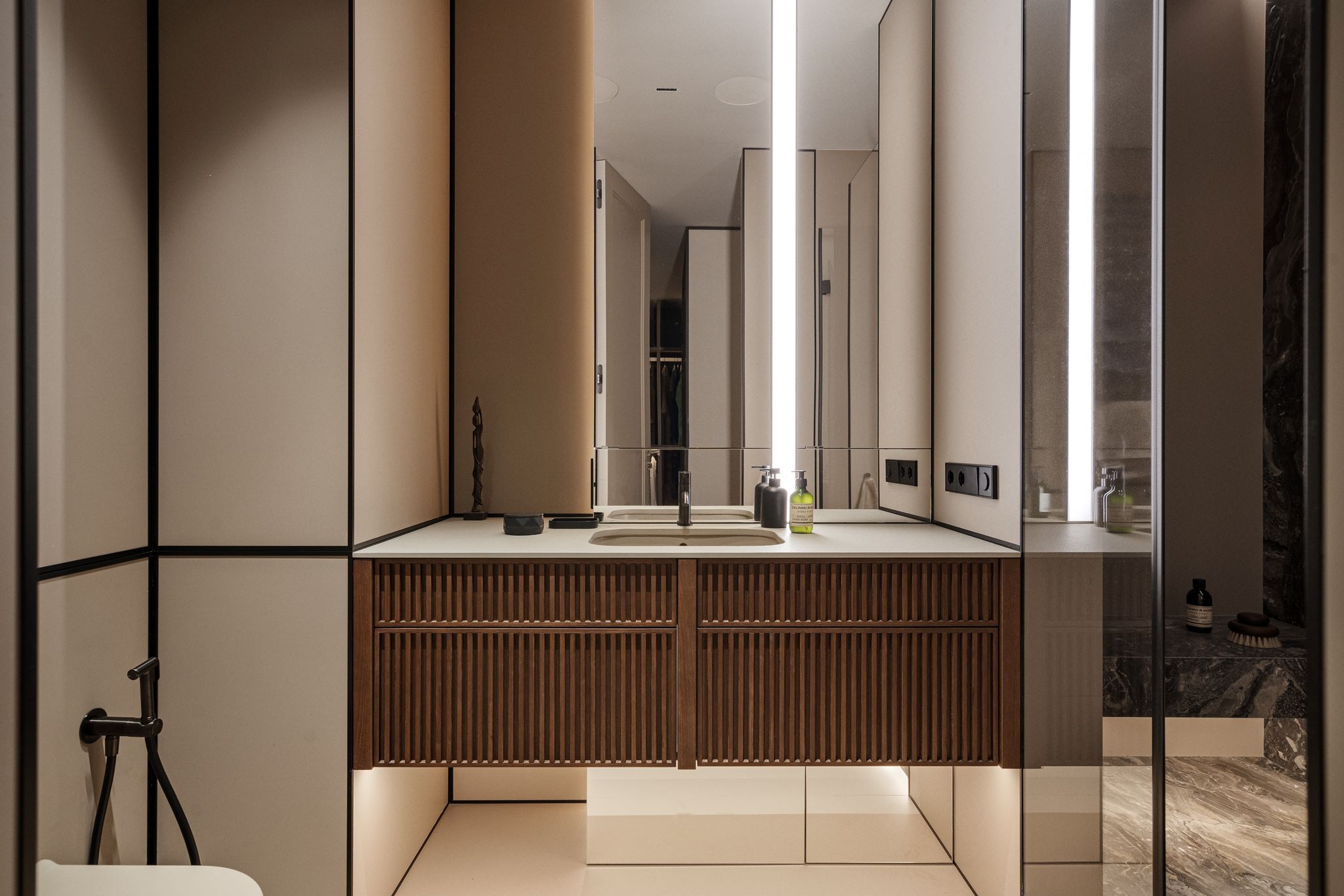 拥有华沙全景的现代经典公寓丨波兰华沙丨Katarzyna Kraszewska室内建筑工作室-51