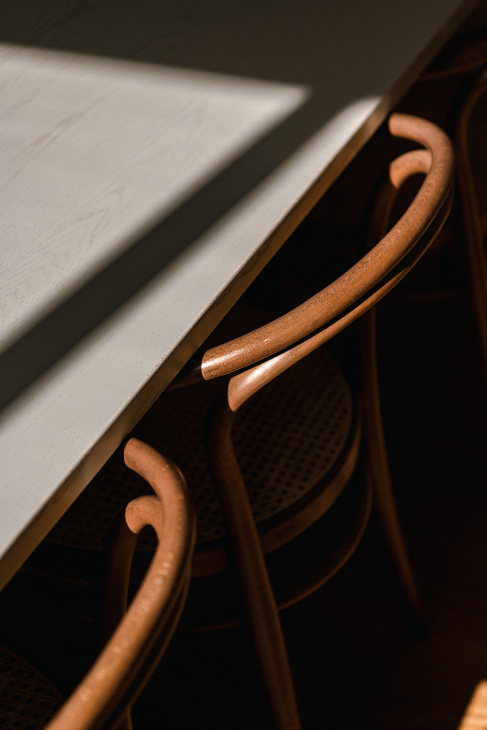 伦敦市中心“倒置之家” | 现代主义大师芭芭拉·韦斯的设计杰作-10