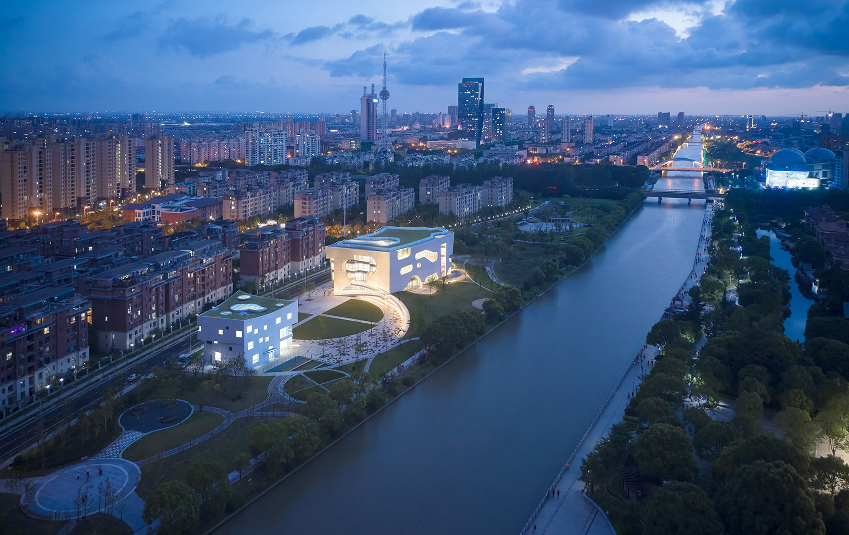 上海中粮南桥半岛文体中心与医疗服务站丨中国上海丨Steven Holl Architects-27