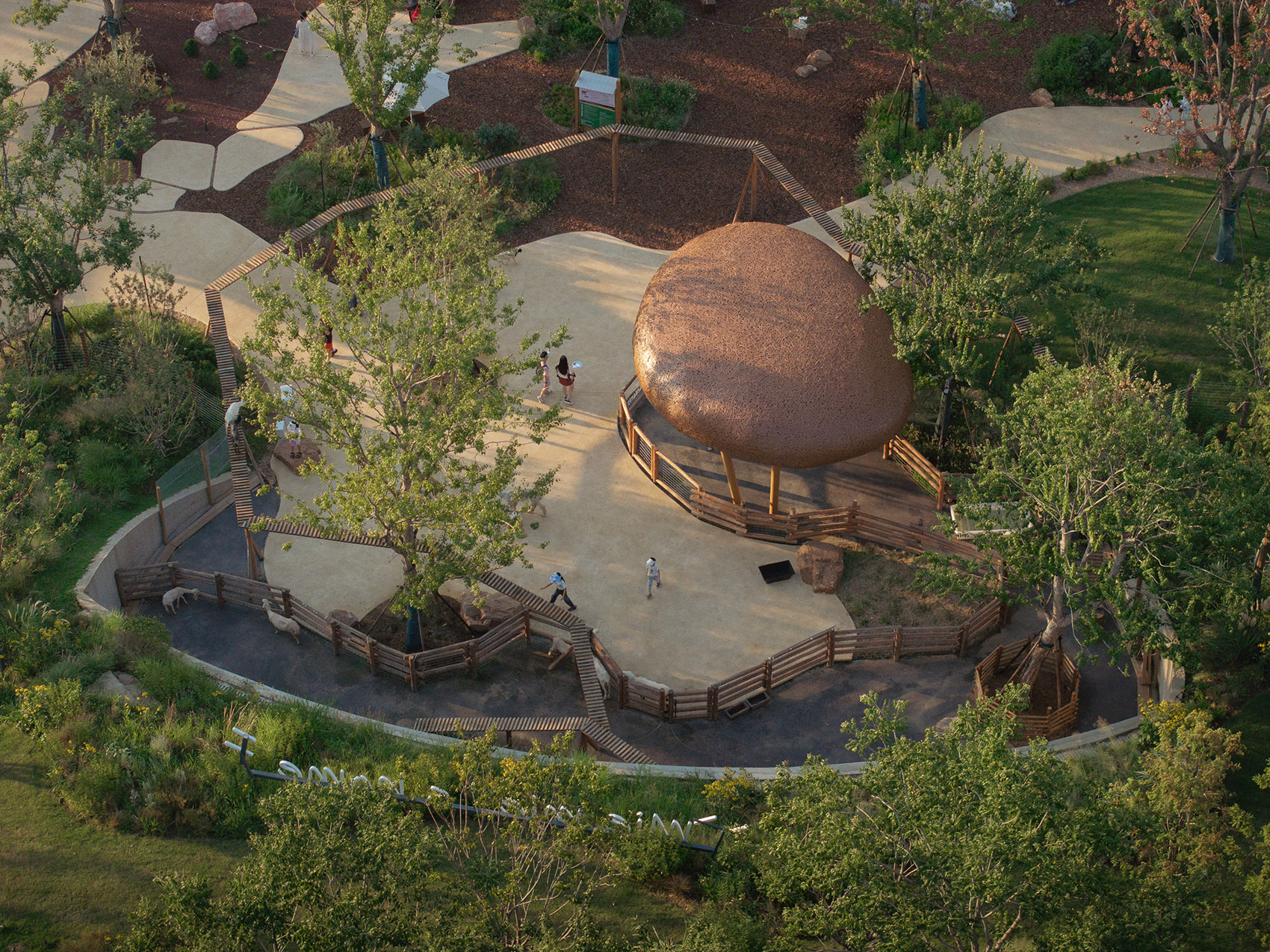 武汉麓客岛动物农场丨中国武汉丨万社设计-45