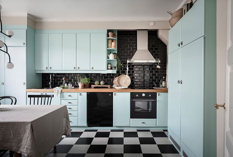 哥德堡大胆蓝色公寓，充满装饰的 65 平米空间-15