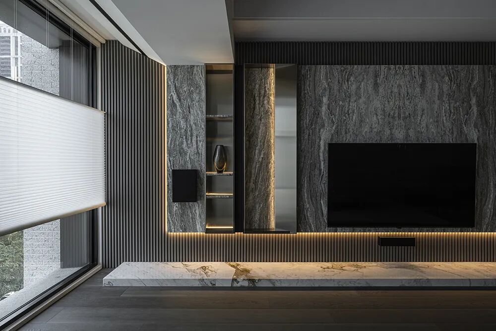 客厅C位之争：2025年，电视背景墙就该这么卷！-2