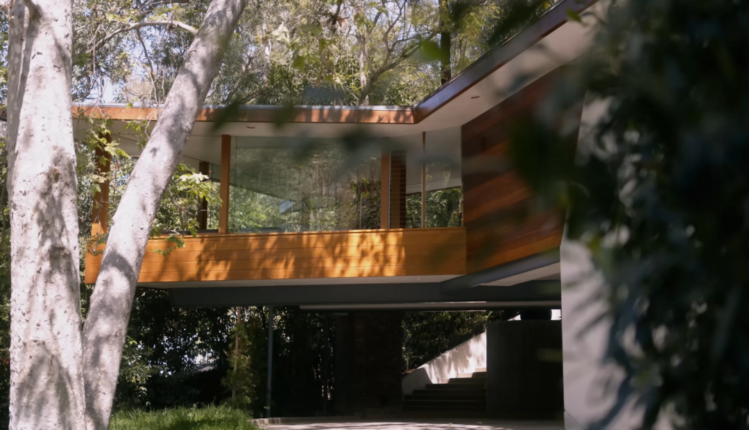 世界一隅|漂浮在山谷的玻璃之家-11