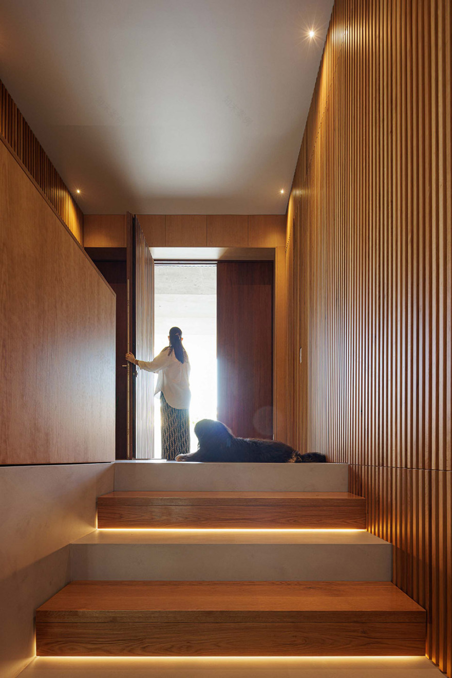 M住宅丨Silverline-19