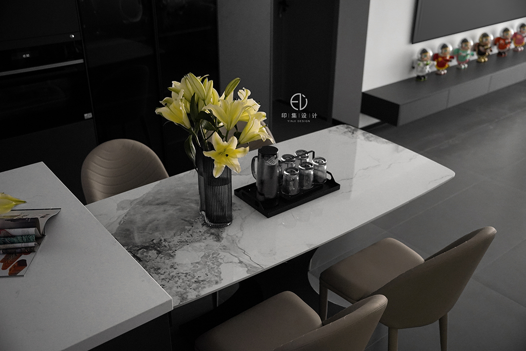 95.3㎡现代极简的家，从两个人的爱情故事说起-10