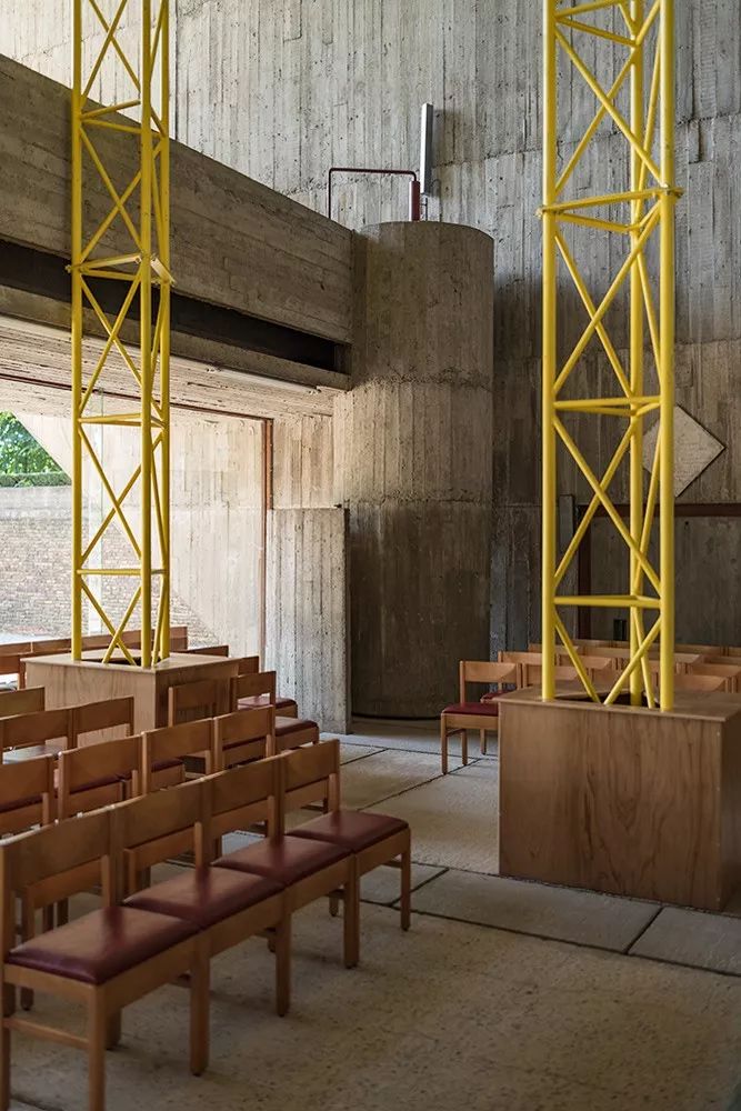 野兽派建筑大师 Juliaan Lampens 的室内设计魅力-47