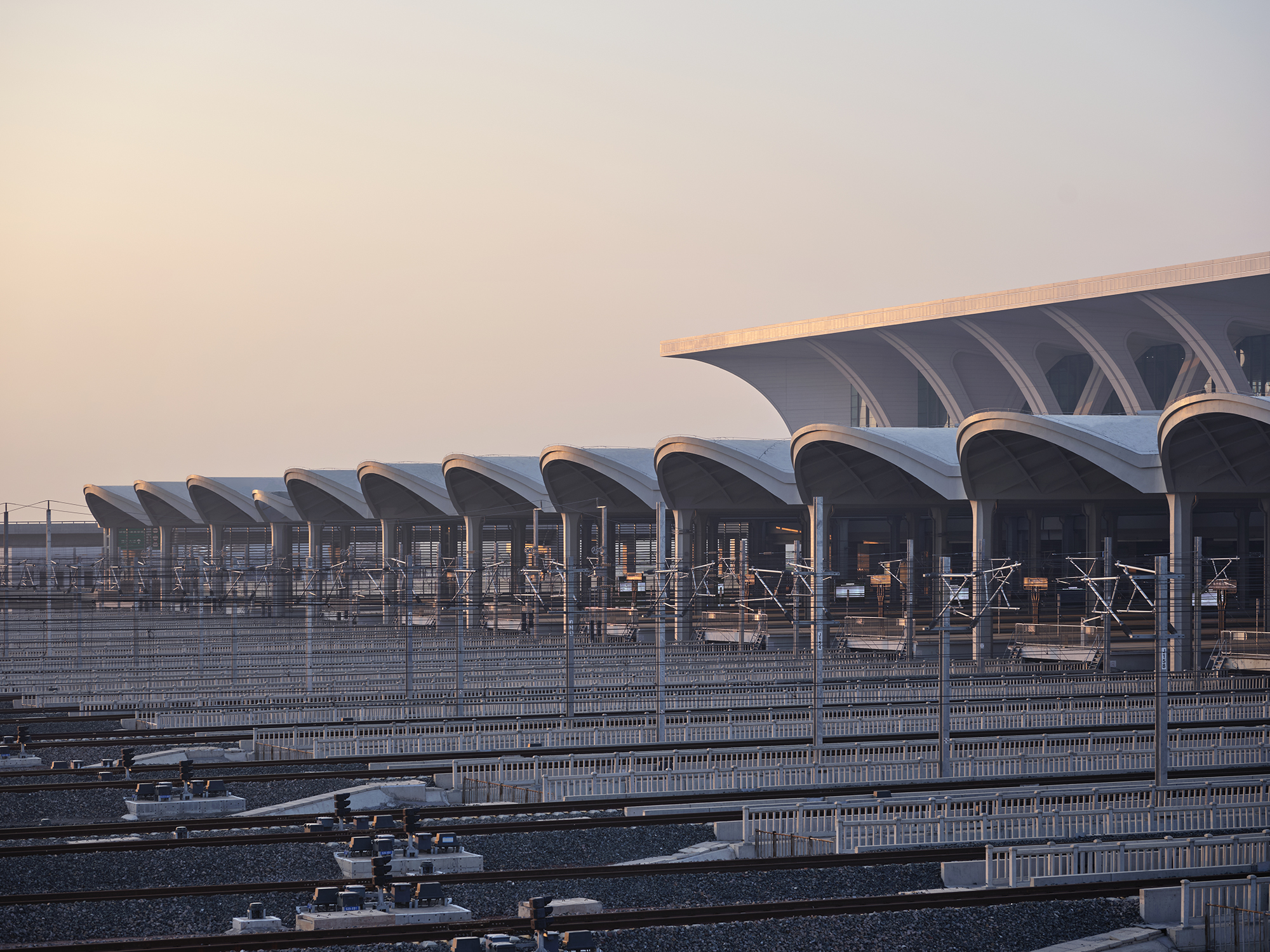 同济院新作：郑州航空港站-2