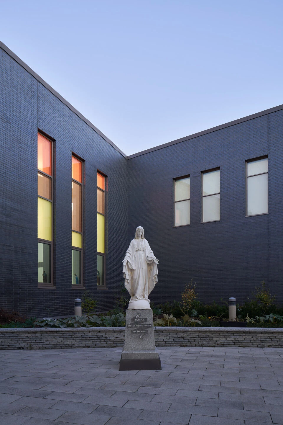 St· Joseph's Morrow Park 天主教中学丨加拿大多伦多丨ZAS | Architects + Interiors-18