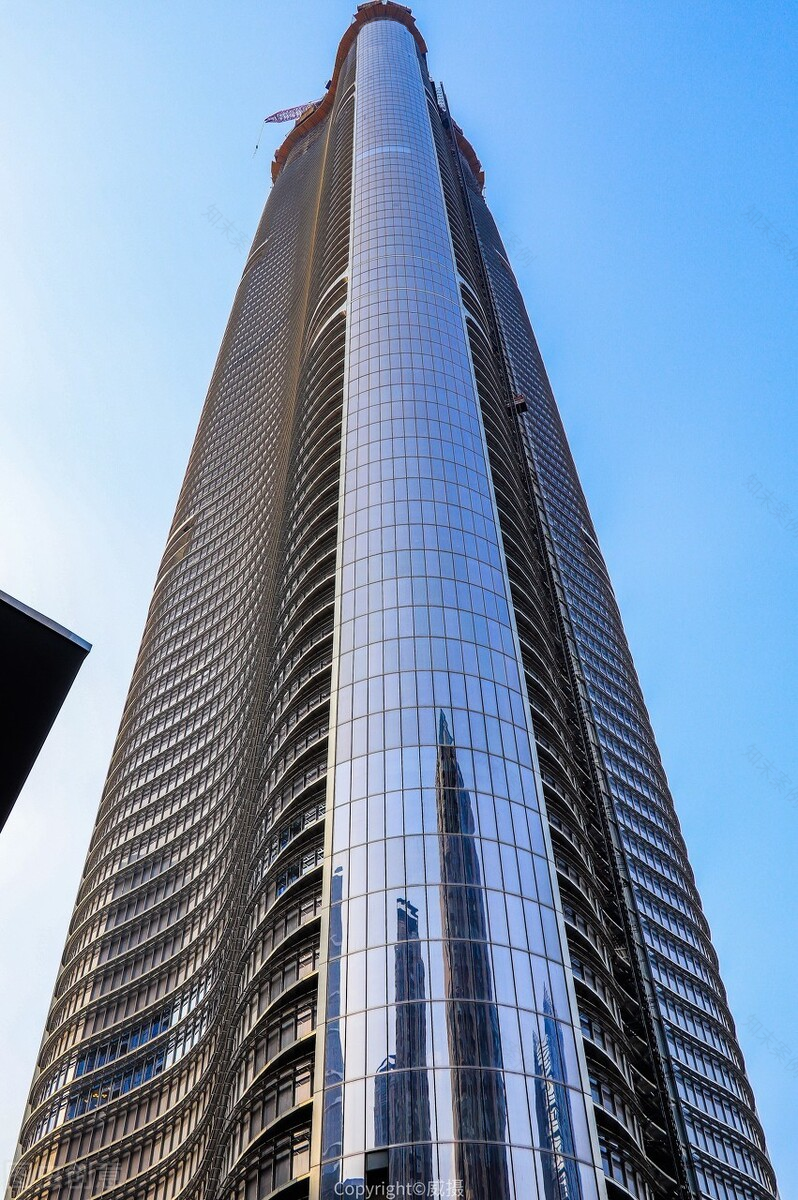 武汉绿地中心 | 长江巨幕下的室内设计盛宴-20