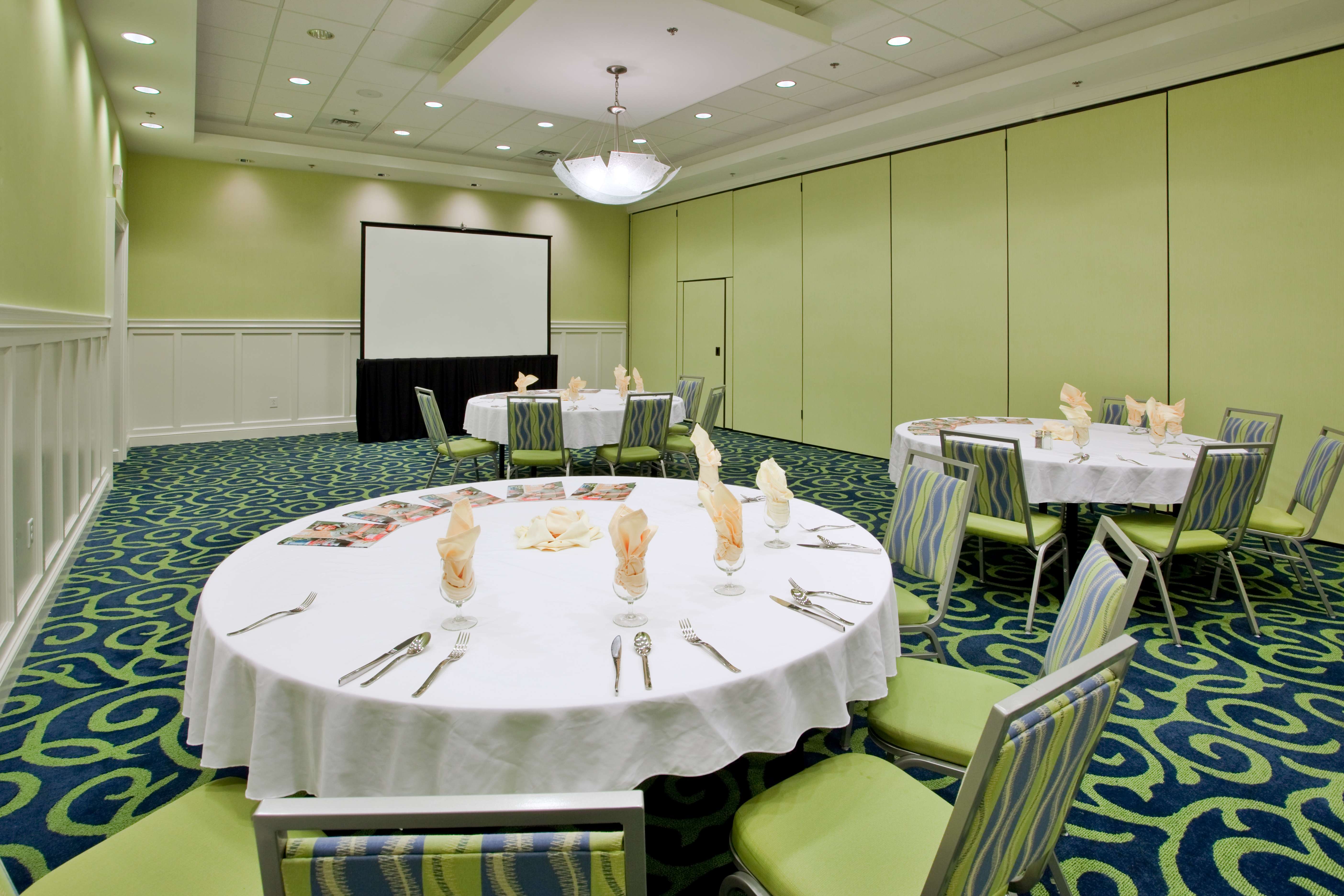 HOTEL INDIGO DURHAM RTP-15