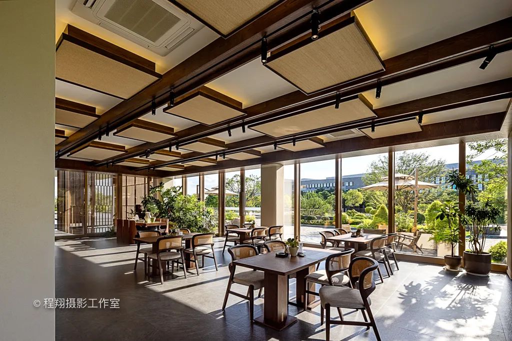 一湖山水，诗意一座城｜绿城&湖州城市集团咏山望湖售楼处实景案例分享-18