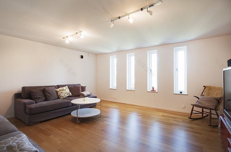 Lakeside Villa in Danderyd by Rahel Belatchew Lerdell-35