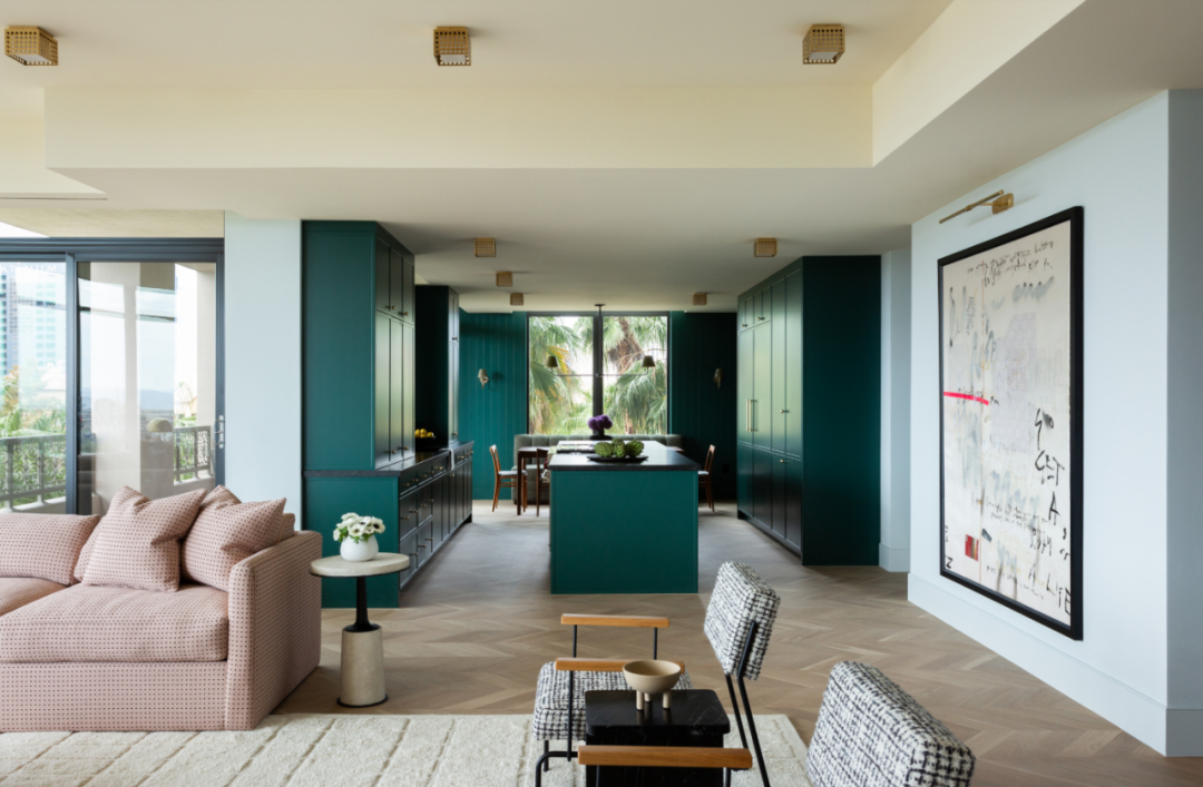 279㎡公寓变身现代艺术馆丨美国拉斯维加斯丨丹妮拉·维拉米尔-16