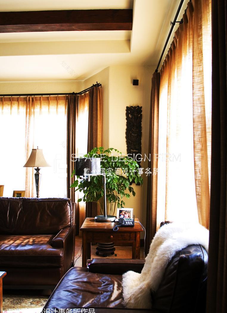 戴金美式南加州风格别墅设计-- 自然奢华的人性化空间-6