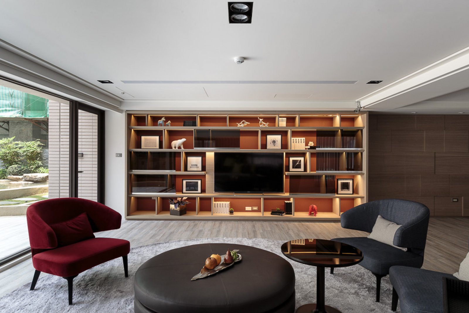 高雄别墅样板房展示空间 | 新古典风格融合现代元素-2